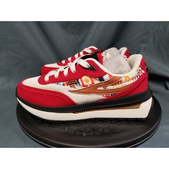 Fila Kids Renno Sneakers Red White Black Gum Size 2.5 NEW IN BOX! - Picture 5 of 11